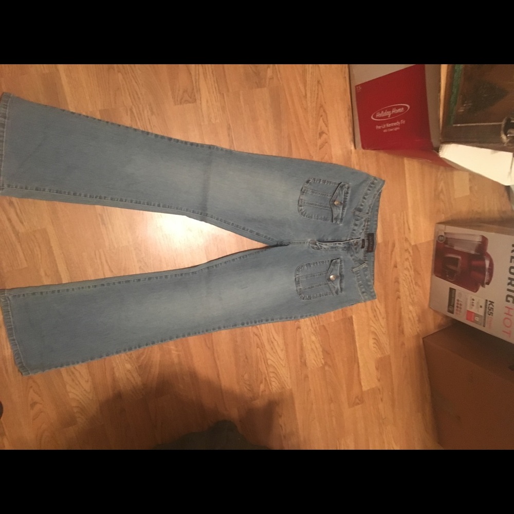 Adolfo Jeans